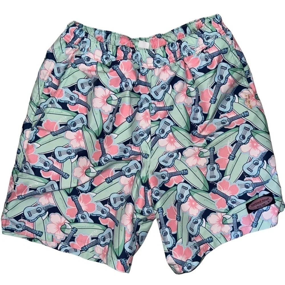 Vineyard Vines Men’s a happy Swim Trunks Pink Blue Flowers and Guitars Size Sm